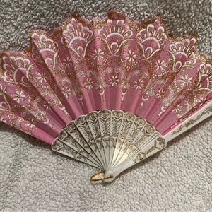 New Pink Chinese Fan